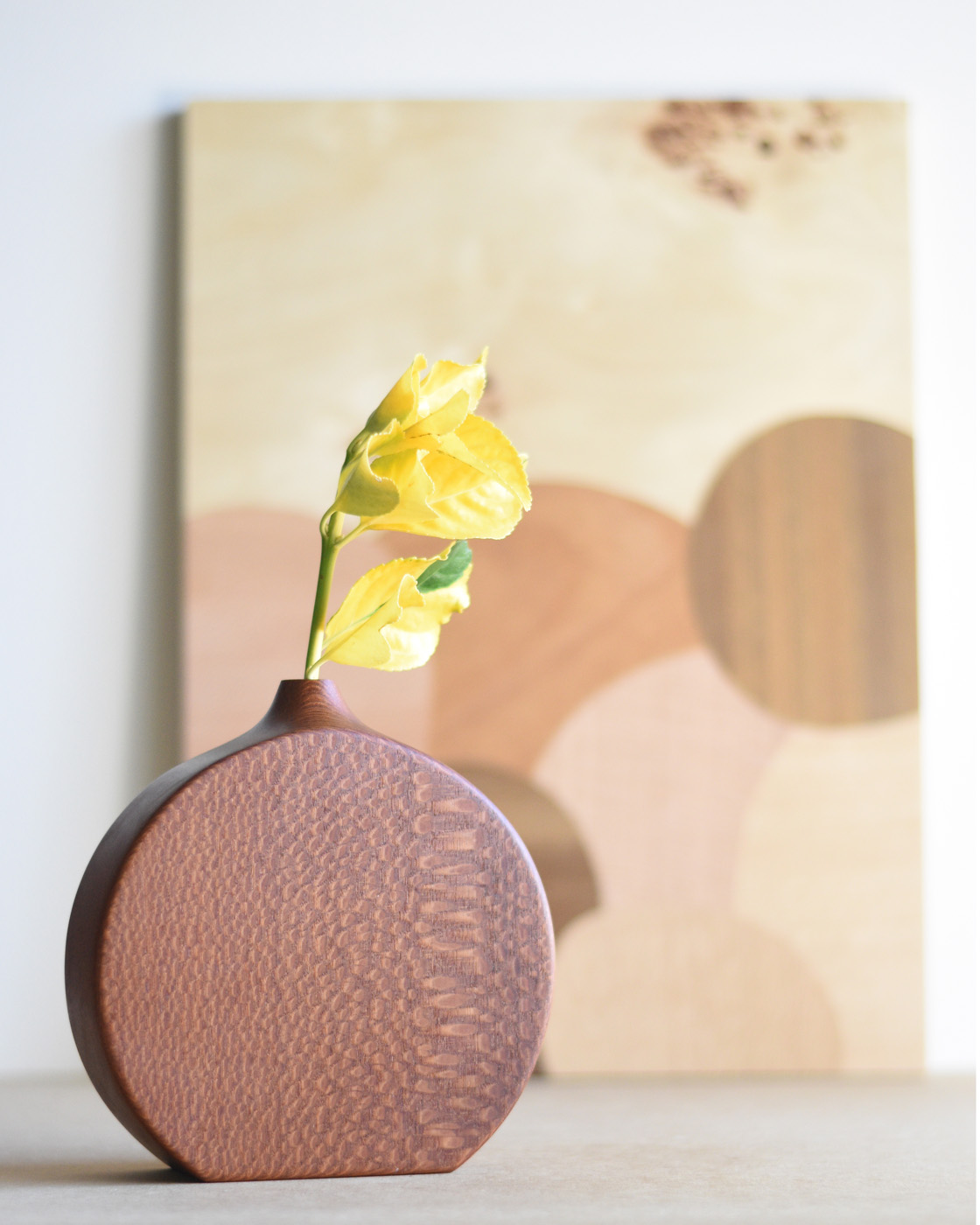 wood bud vase with cutting board